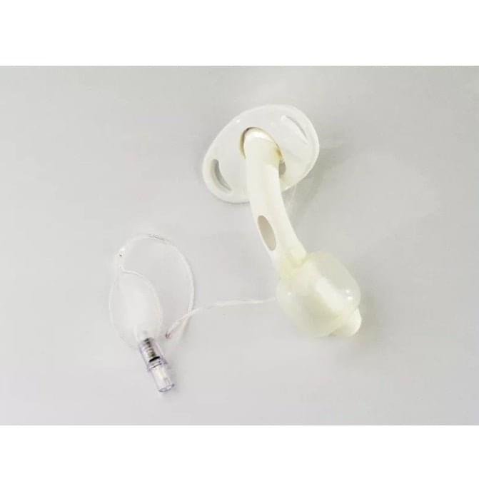 Medtronic Shiley Fenestrated Tracheostomy Tubes Cuffed with Reuseable Inner Cannual ID 7.6mm, OD 12.2mm, Tube Length 81mm, 1 each/box 8FEN - A Medi Supplies