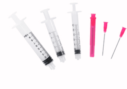 Sol - M 3ml Luer Lock Syringe w/Blunt Fill Needle 18G x 1 1/2", 100/box 800 box/case 1831815B - A Medi Supplies