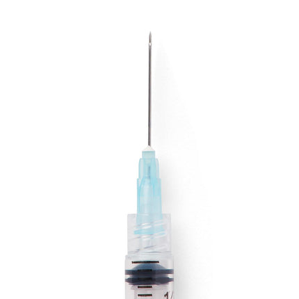 Medline Syringe with Standard Hypodermic Needle, 3 cc (mL), 23G x 1" (2.54 cm), 800/CS, SYR110235
