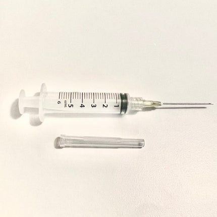 TERUMO® 5cc Syringes with Needle, 20G X1.5" 100 each/box, SS - 05L2038 / SS05L2038 - A Medi Supplies