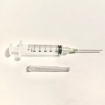 compare product TERUMO® 5cc Syringes with Needle, 20G X1.5